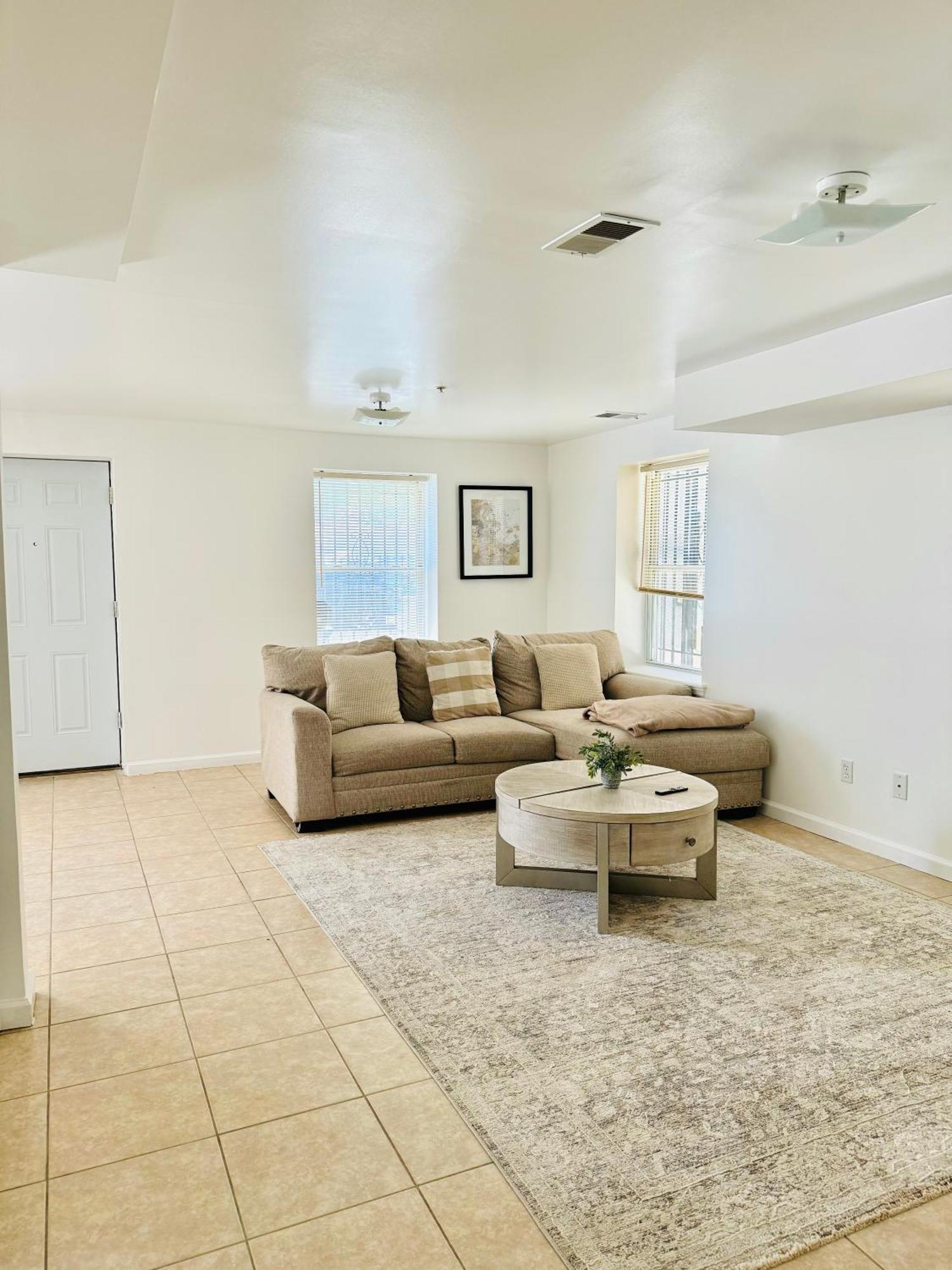 Cozy Evergreen Apartment By Newark Airport ภายนอก รูปภาพ